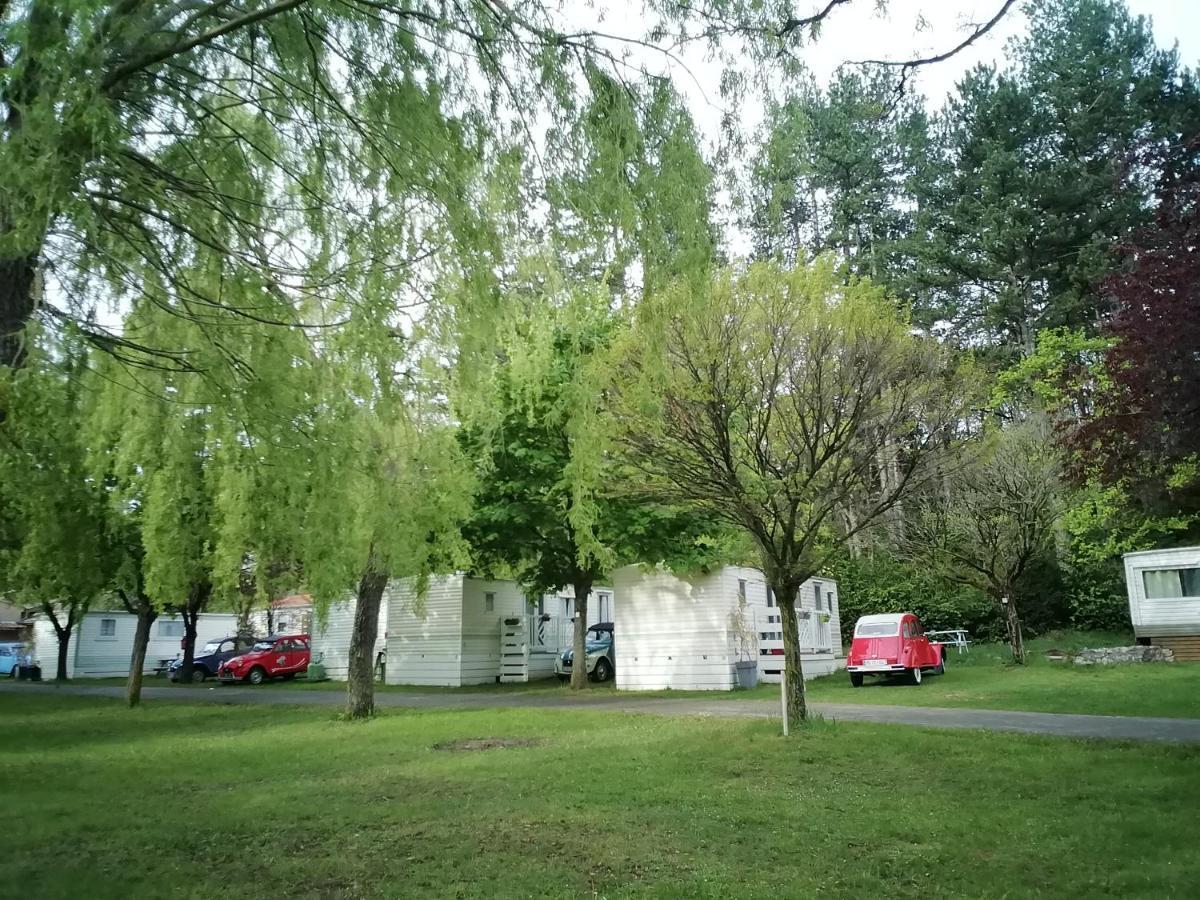 Camping Du Lac Saint-Julien-du-Verdon Zewnętrze zdjęcie