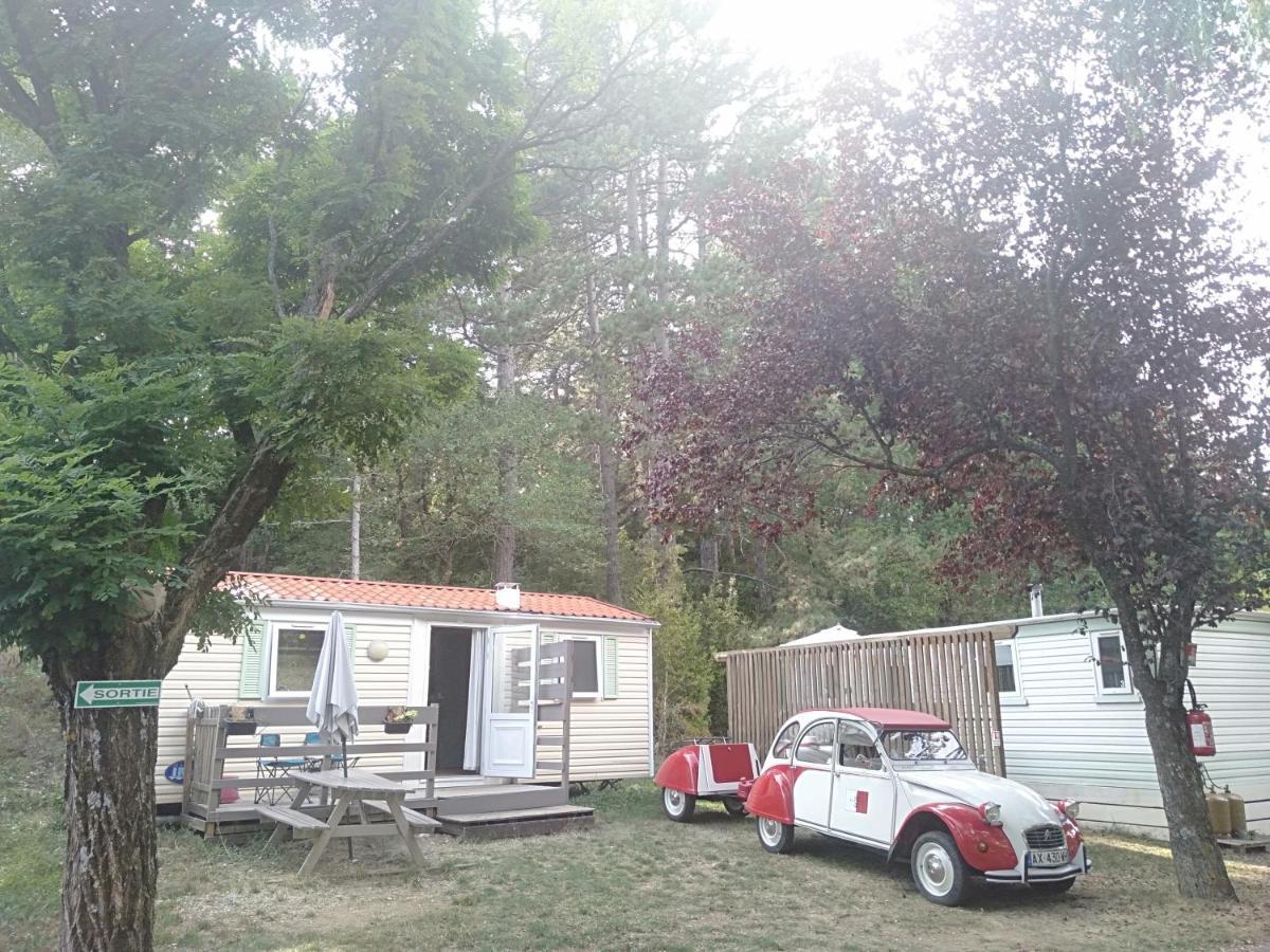 Camping Du Lac Saint-Julien-du-Verdon Zewnętrze zdjęcie