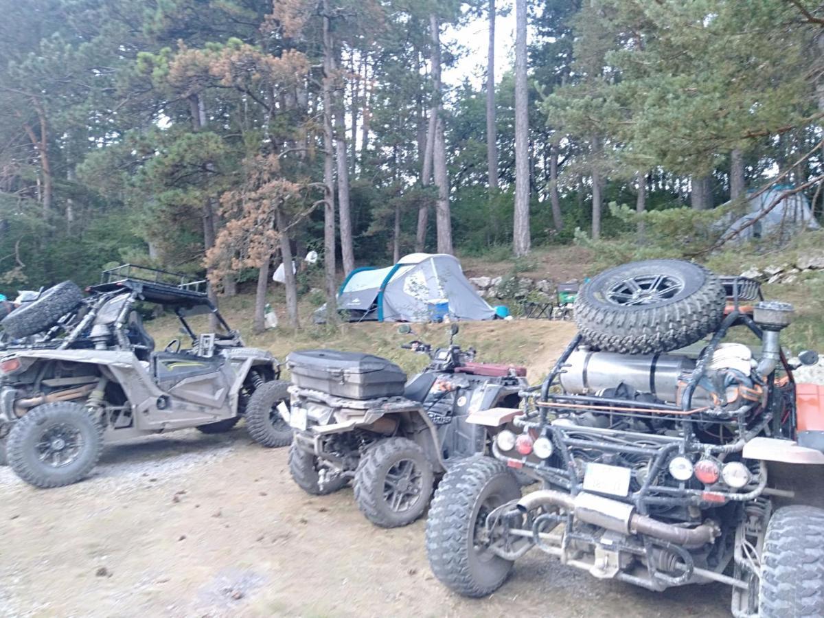 Camping Du Lac Saint-Julien-du-Verdon Zewnętrze zdjęcie