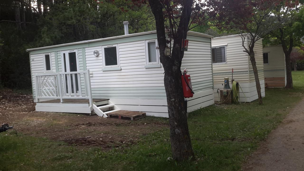Camping Du Lac Saint-Julien-du-Verdon Zewnętrze zdjęcie