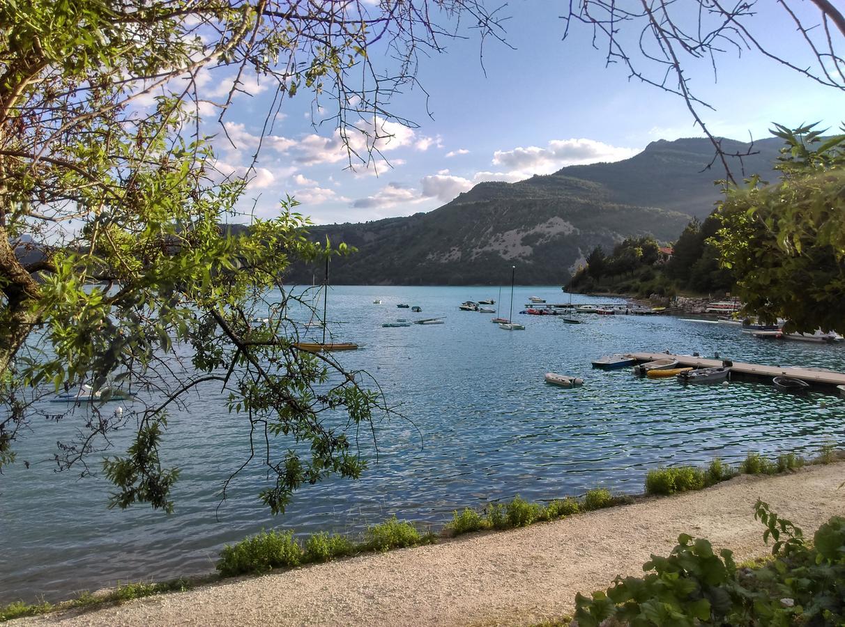 Camping Du Lac Saint-Julien-du-Verdon Zewnętrze zdjęcie