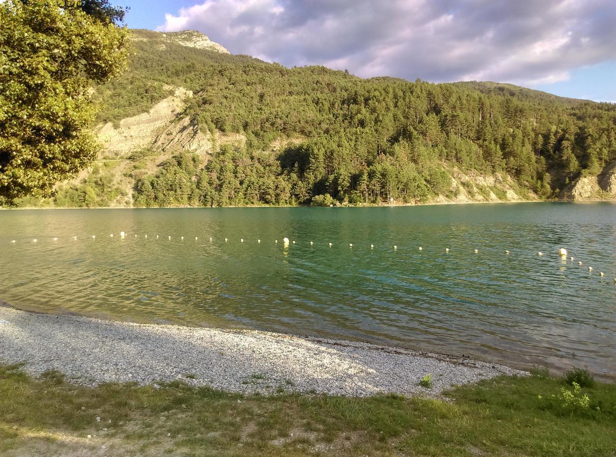 Camping Du Lac Saint-Julien-du-Verdon Zewnętrze zdjęcie